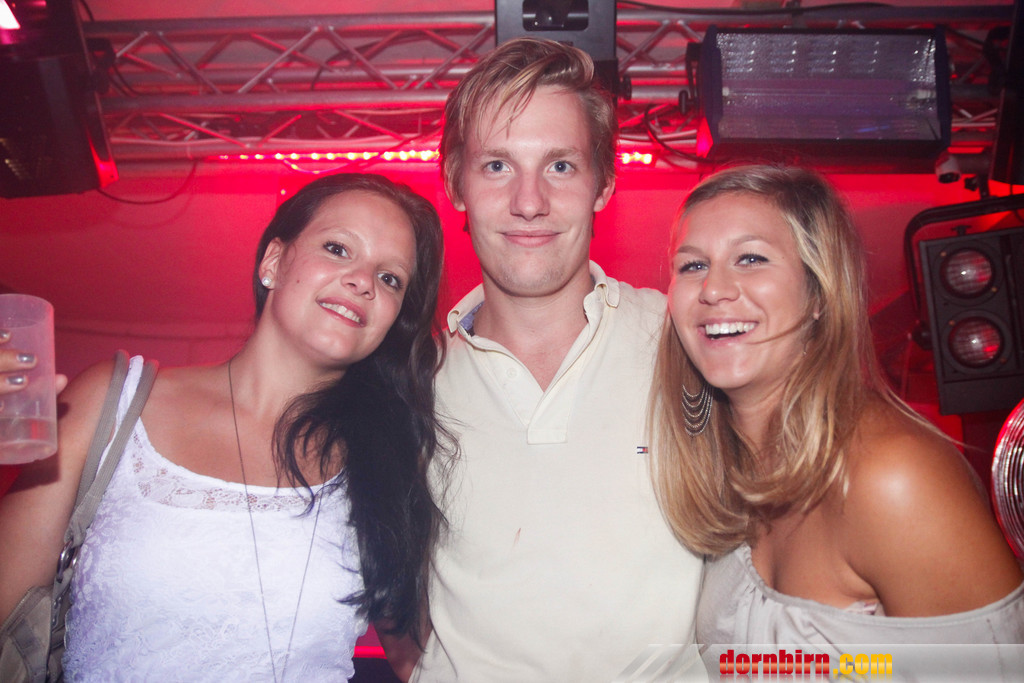 12020127.jpg