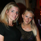 der Cpt. lädt  die Ladies ein