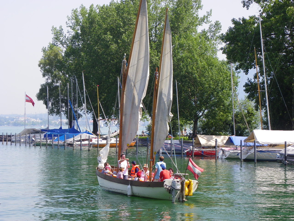 115_1841_JPG-1347104834