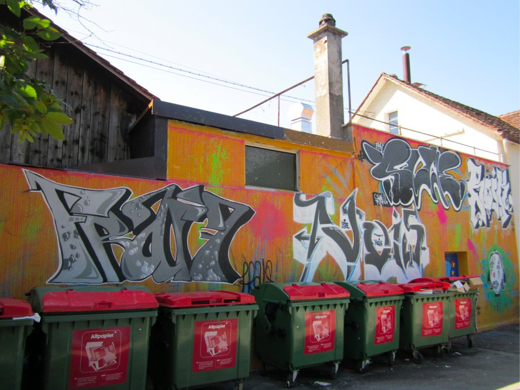 BK_Graffiti_Planet_Tag3 7_jpg-1347218930