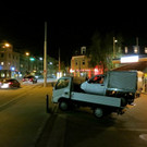 Leserreporter: Klein-Lkw wird in Wien-Penzing huckepack genommen