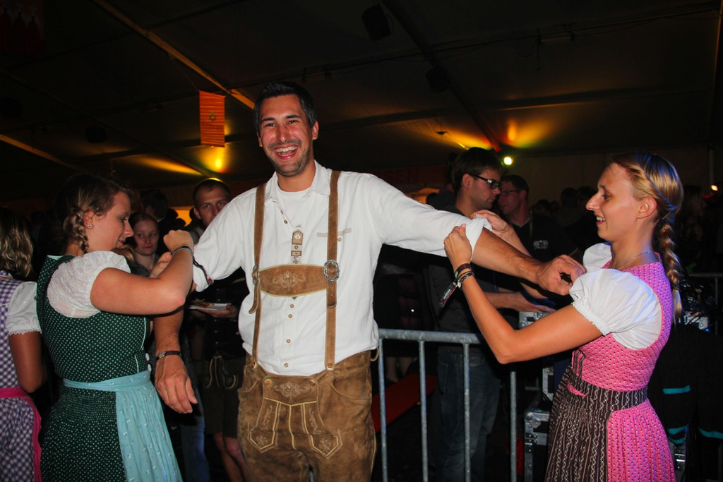 BK_3SchwesternClubbing2012 43_jpg-1347651493