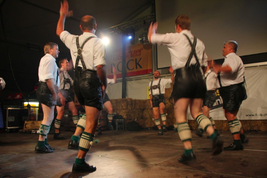 BK_3SchwesternClubbing2012 20_jpg-1347651355