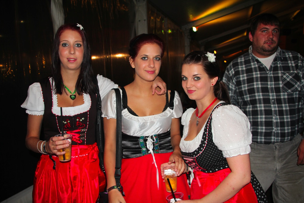 BK_3SchwesternClubbing2012 39_jpg-1347651473