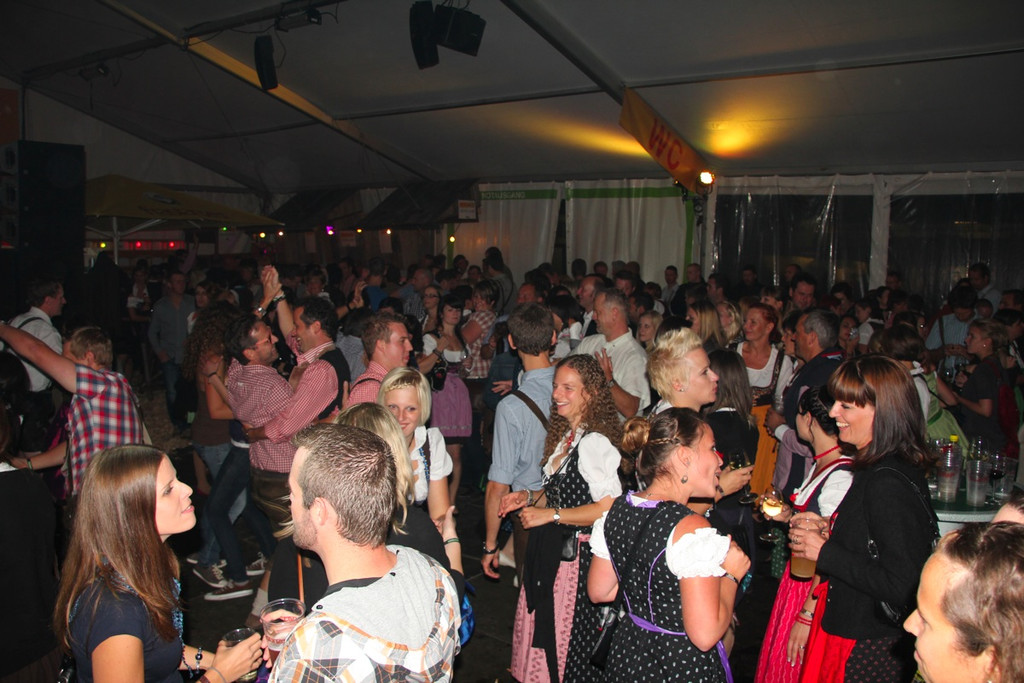 BK_3SchwesternClubbing2012 45_jpg-1347651505