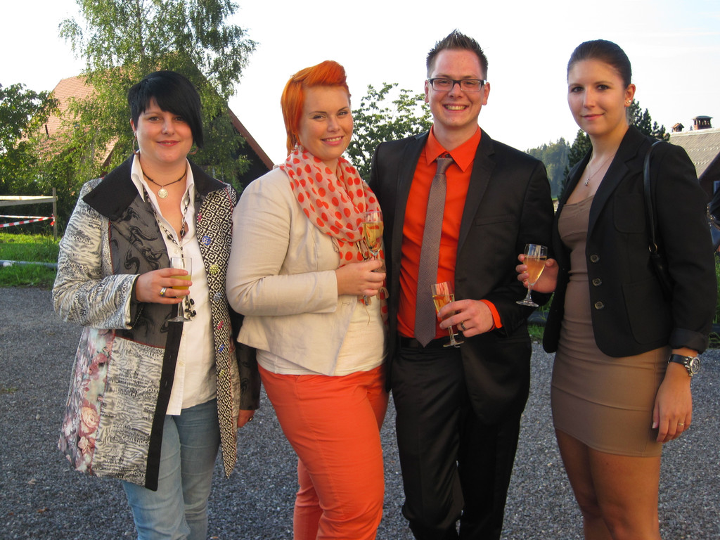 IMG_4935_JPG-1347693870