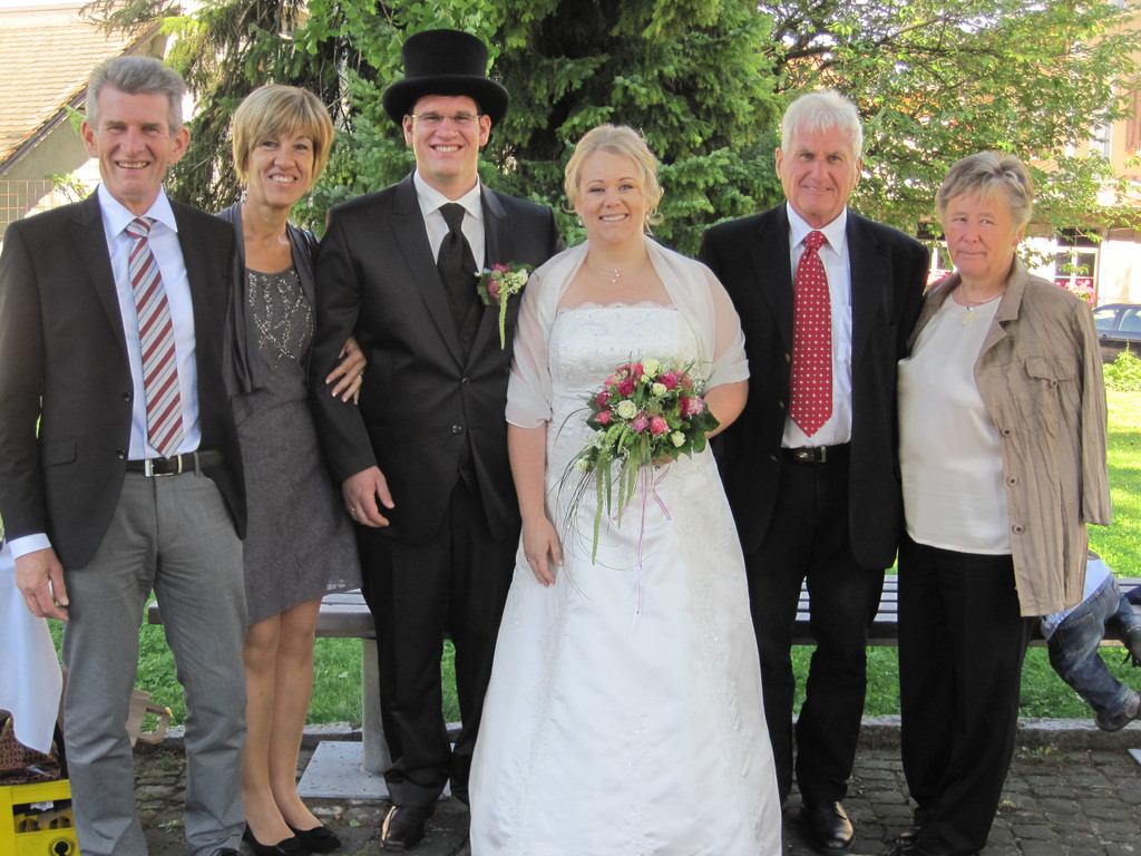 IMG_4906_JPG-1347696399