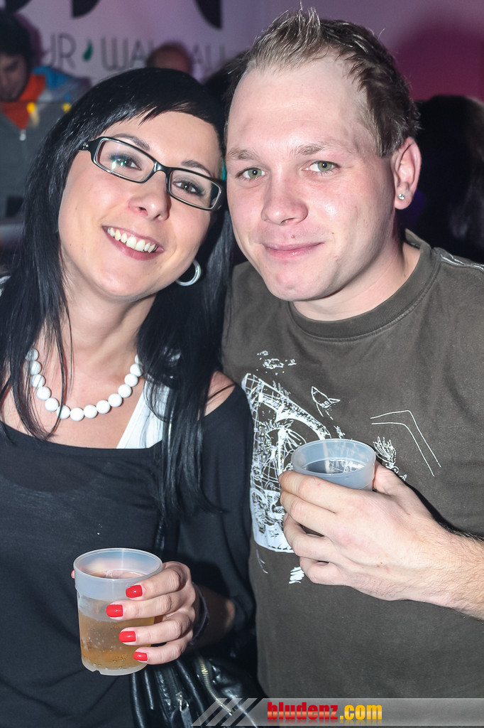 12044367.jpg