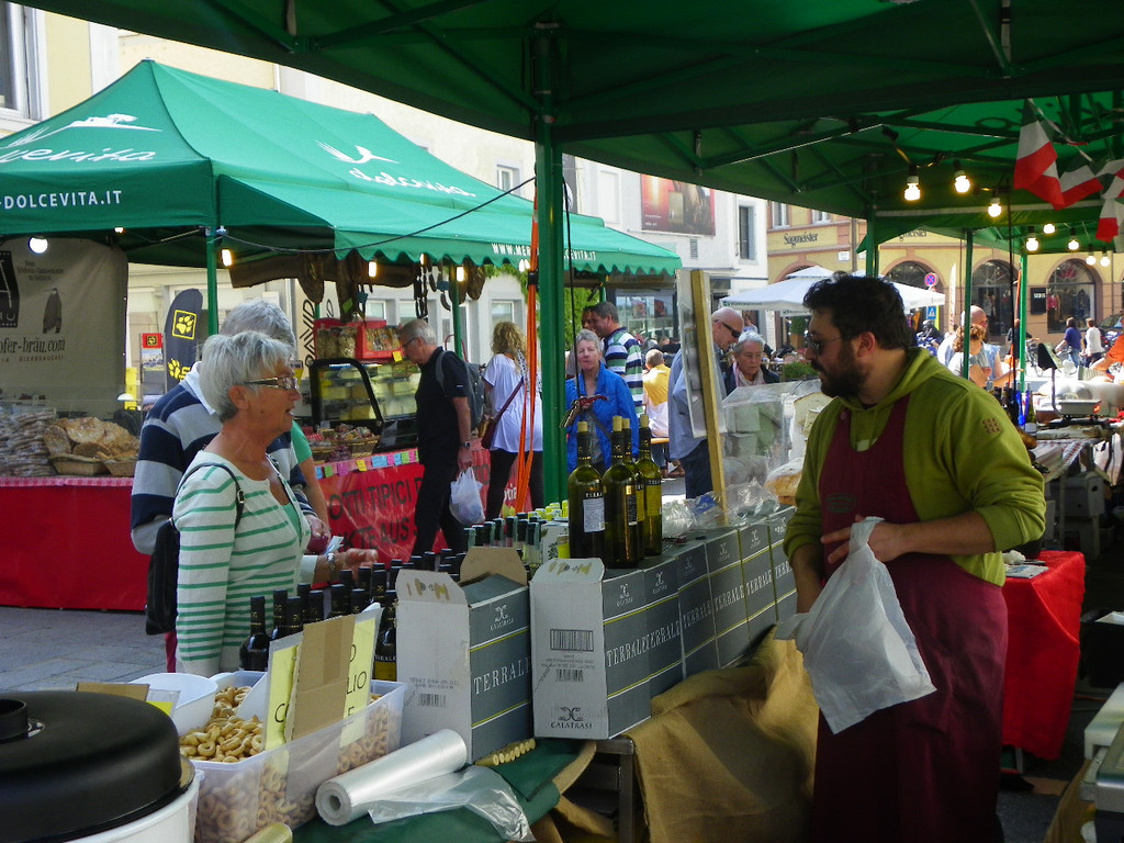 116_1040_JPG-1347738786