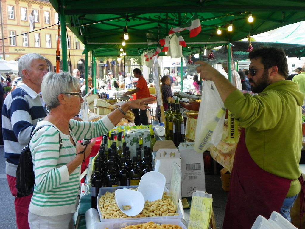 116_1042_JPG-1347738792