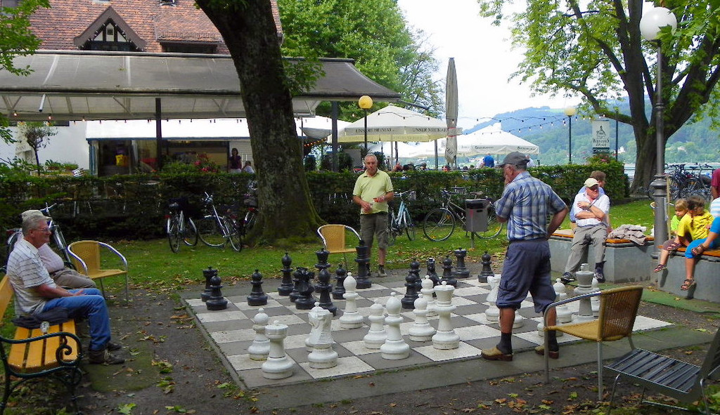 115_8765_JPG-1347746225