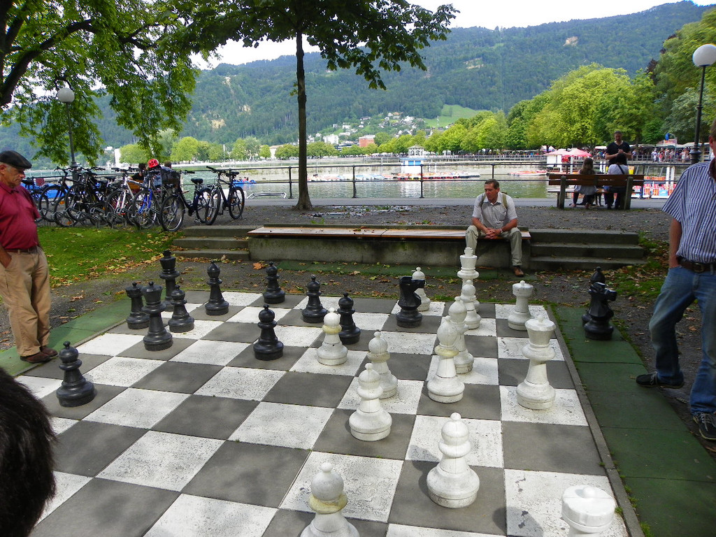 115_8769_JPG-1347746245