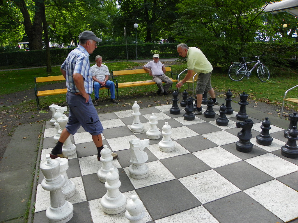 115_8772_JPG-1347746257