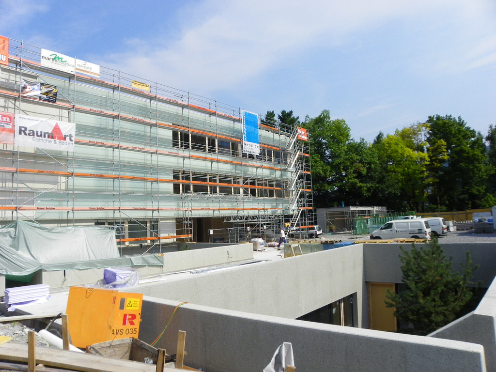 115_4958_JPG-1347750900