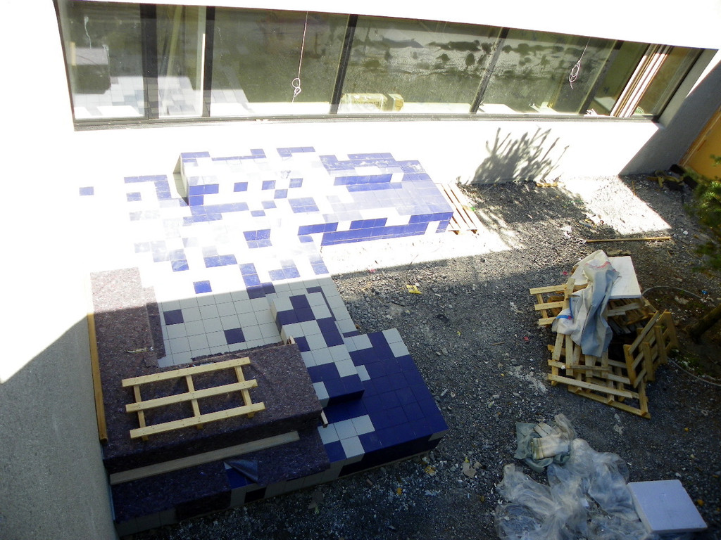 115_5364_JPG-1347750912