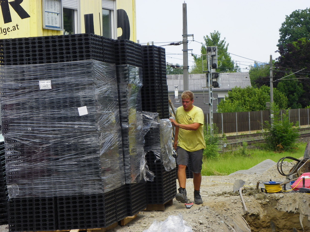 115_4995_JPG-1347825705