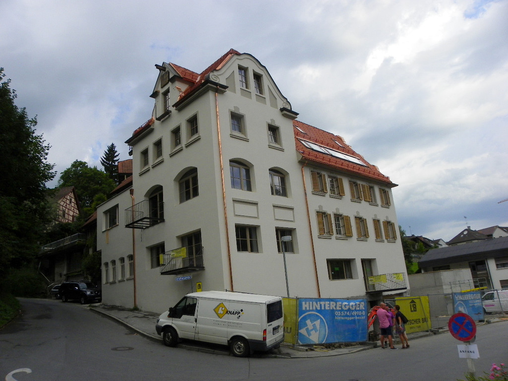 115_7908_JPG-1347826277