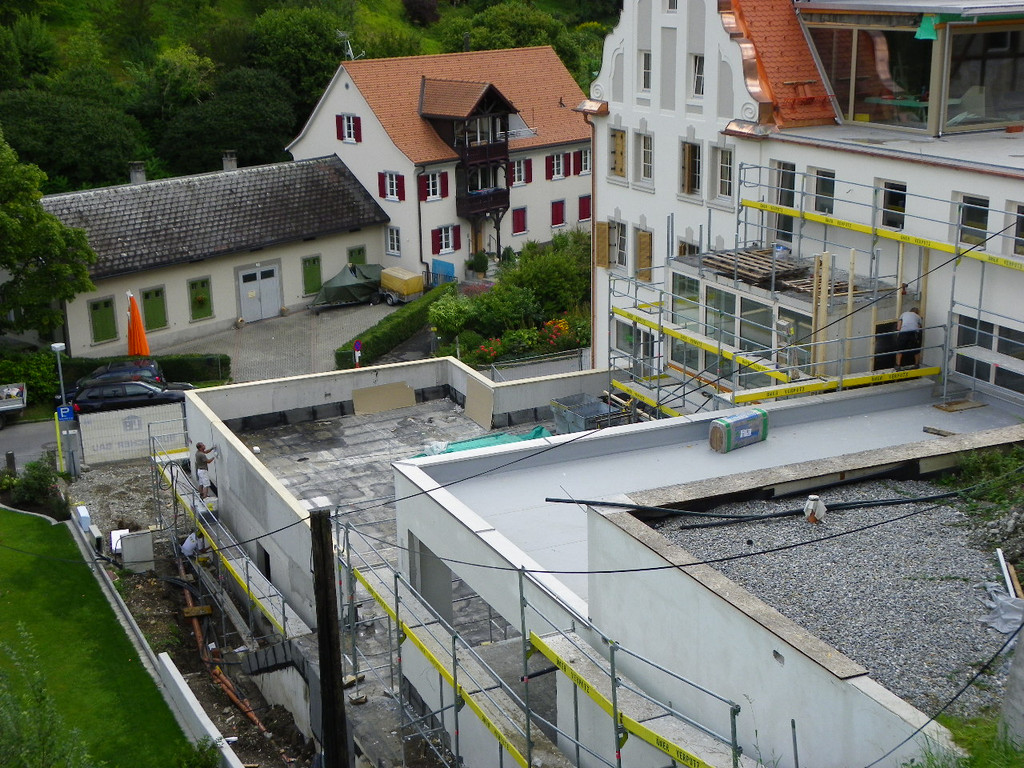 115_7895_JPG-1347826267