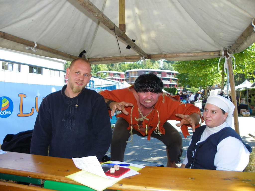 116_1863_JPG-1347827145