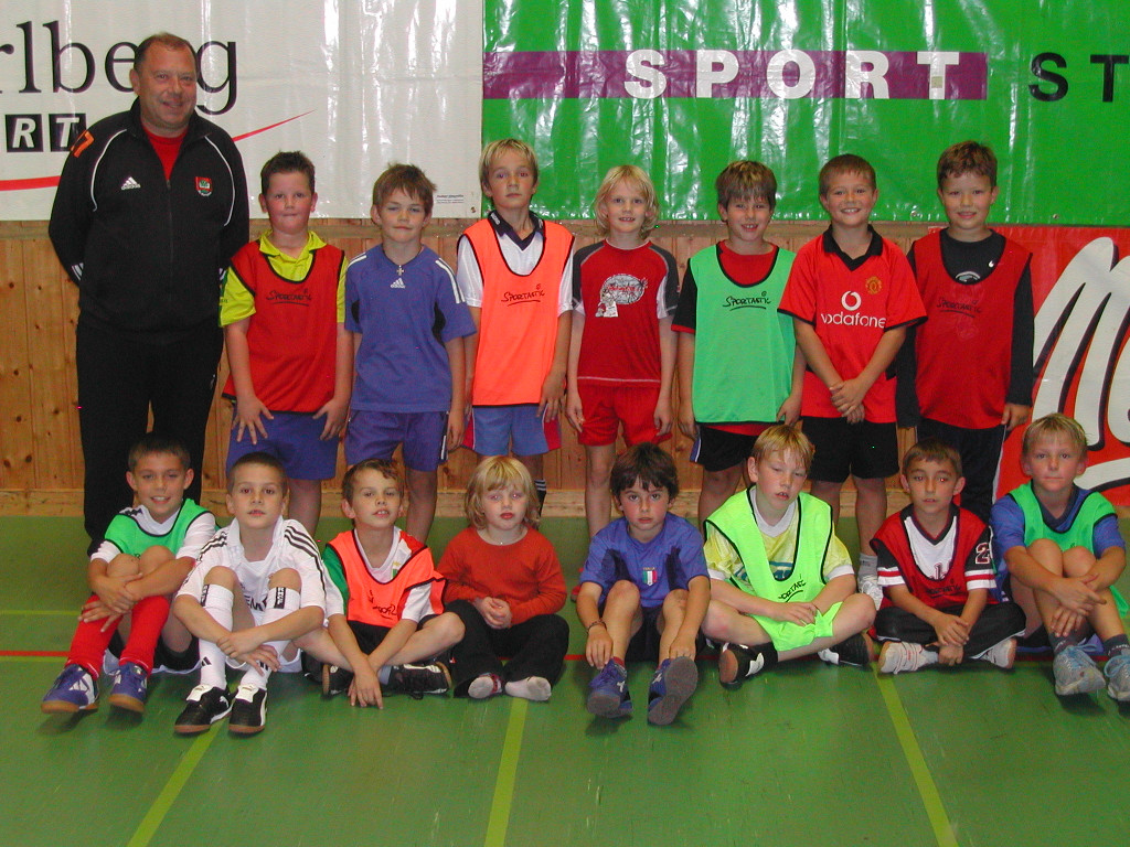 Ballschule in der Messehalle _59_ - Gruppenfoto.JPG