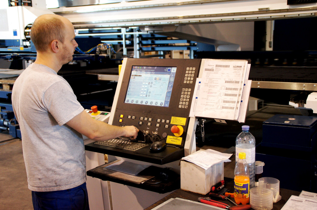 # 1 Titelbild _06__JPG-1347866932