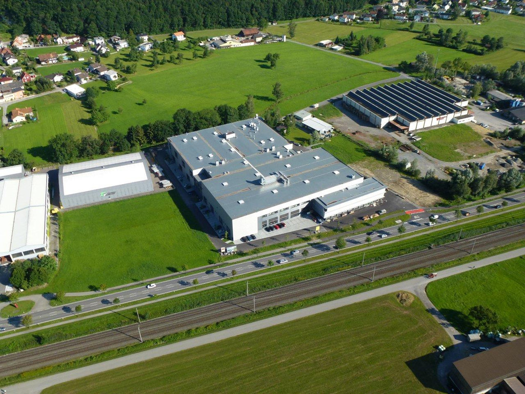 # 4 2012-07-26 Baufertig_jpg-1347867141