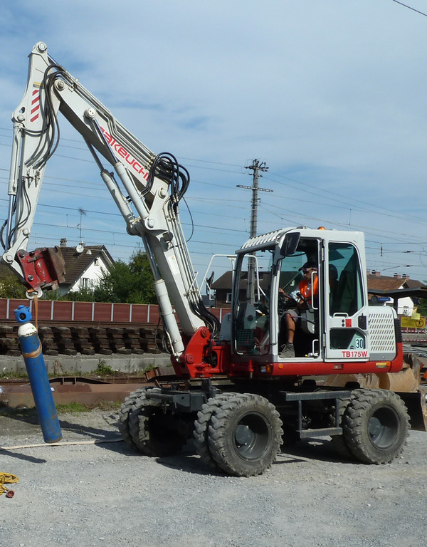 Bahnhof4c_jpg-1347887349