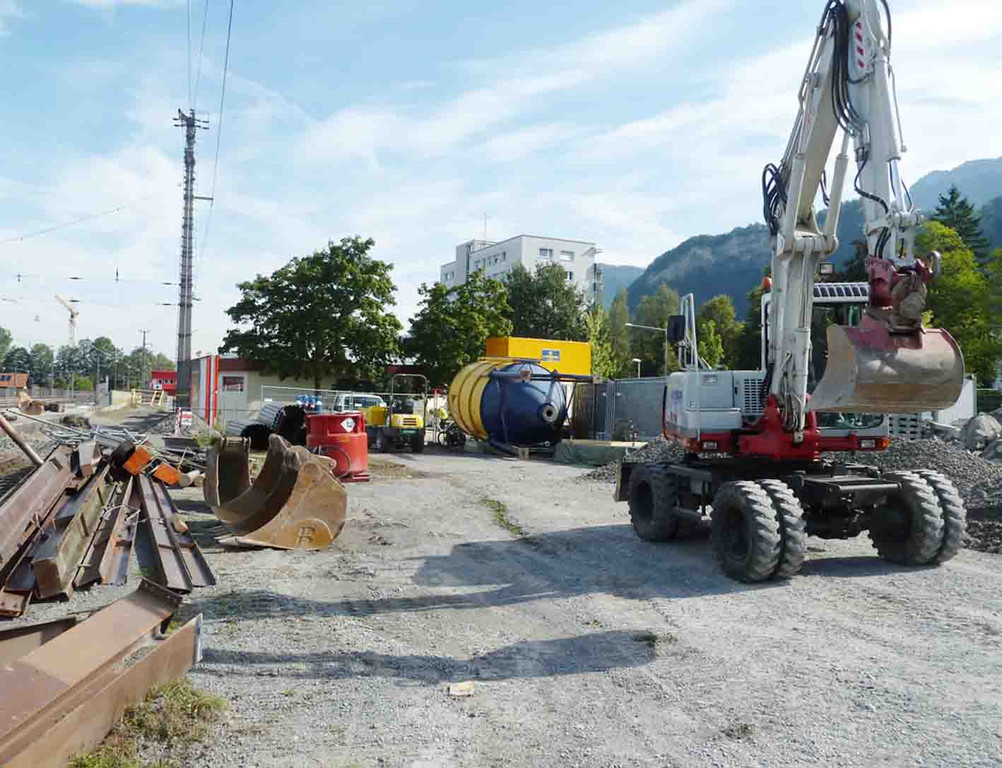 Bahnhof12a_jpg-1347887483