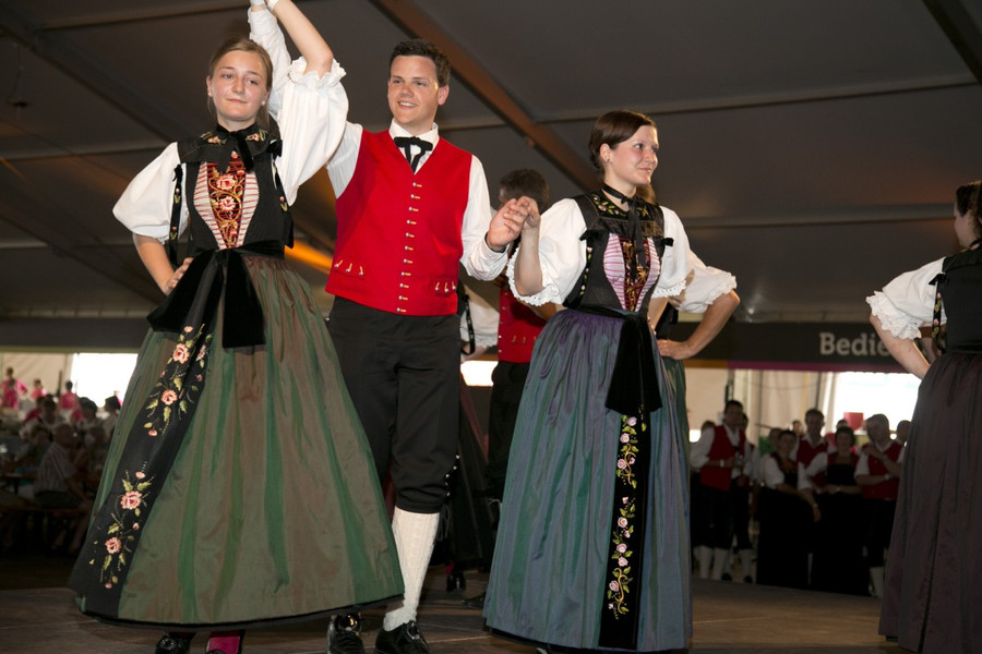 Landestrachtentag Krumbach 1101.jpg