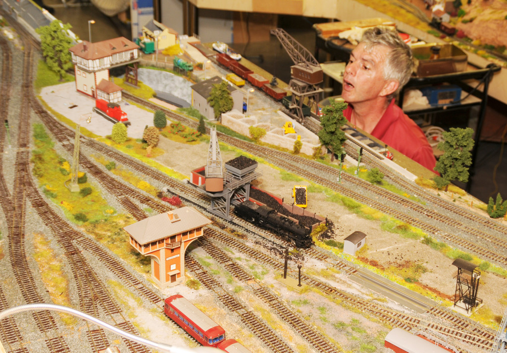 Modellbahn H__chst 10-09-2012 28_jpg-1347957153