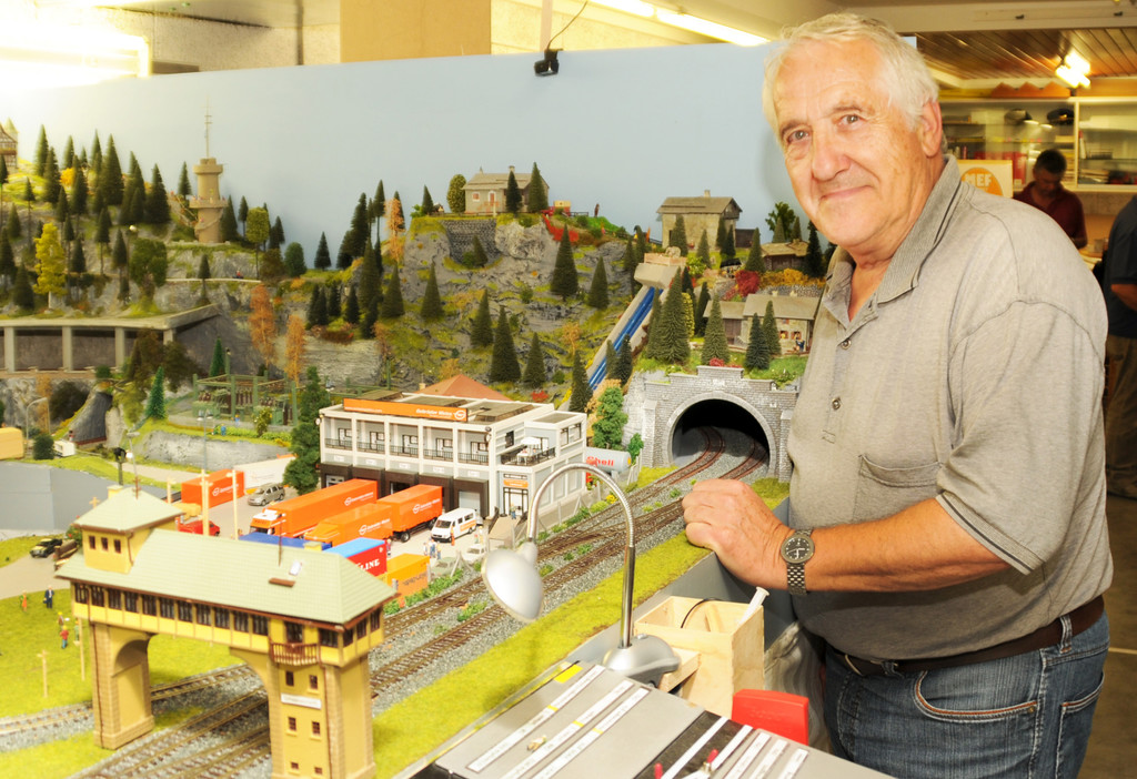 Modellbahn H__chst 10-09-2012 74_jpg-1347957380