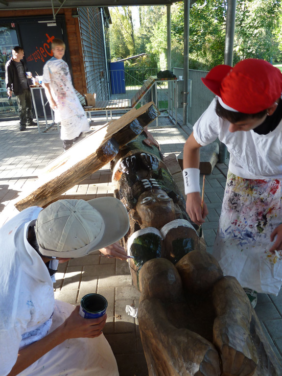 westend_totempfahl01_jpg-1347960207