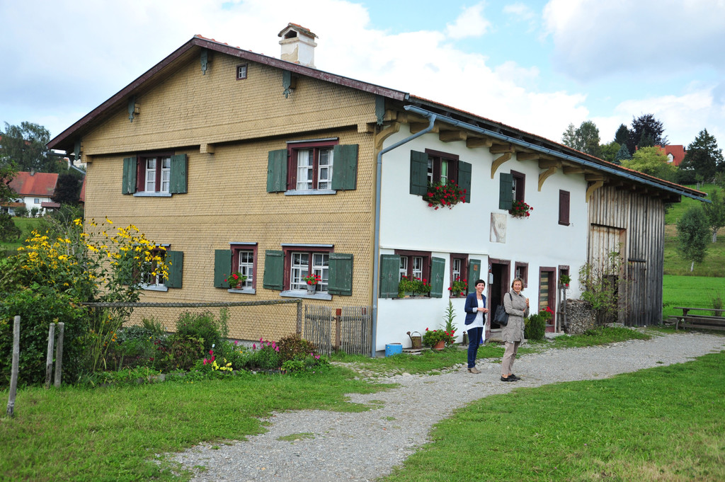 2012-5512-085_jpg-1347962384