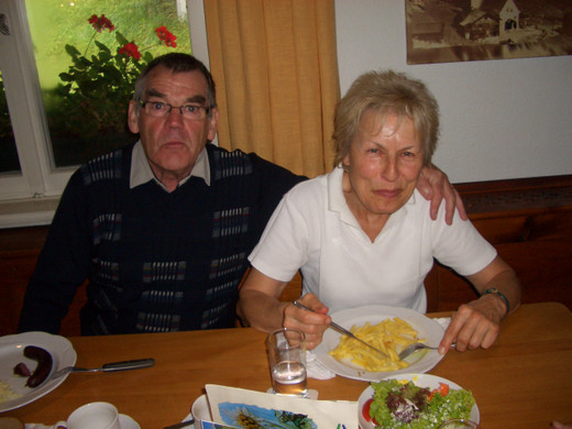 CIMG5398_JPG-1348120377