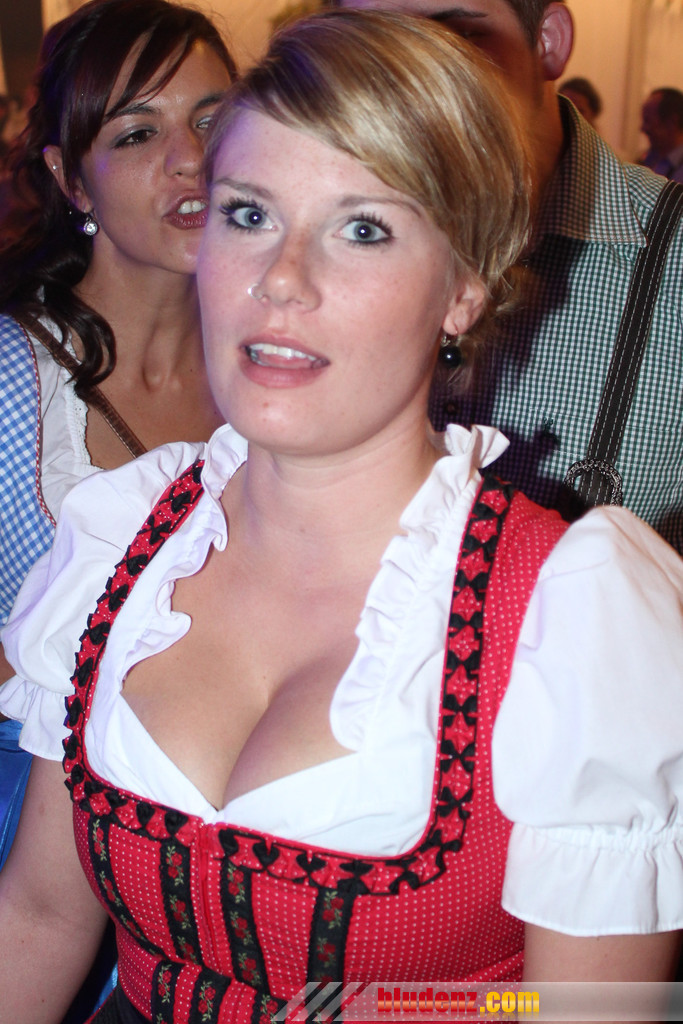 12064165.jpg