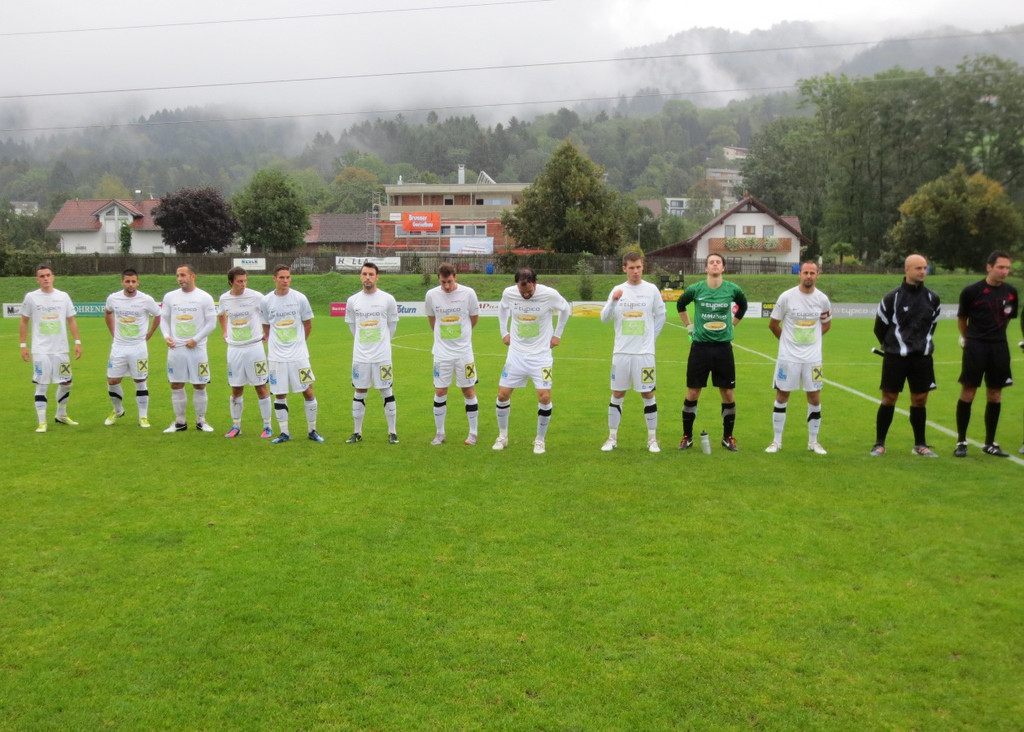 Fussball Lochau gegen Schwarzach 22-09-2012 _7__jpg-1348346906