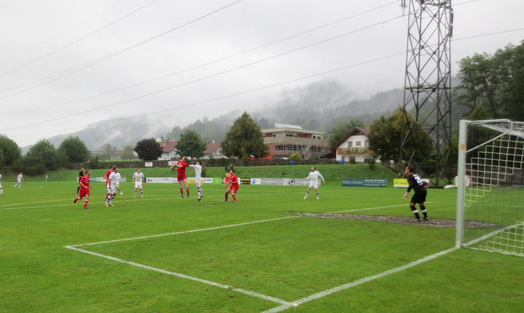 Fussball Lochau gegen Schwarzach 22-09-2012 _20__jpg-1348346942