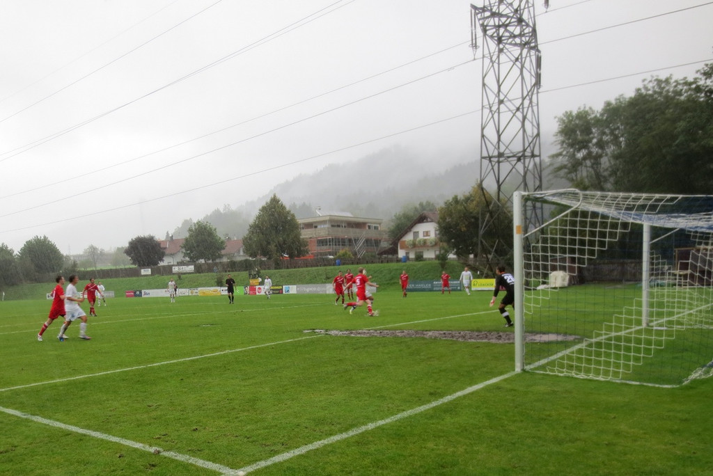 Fussball Lochau gegen Schwarzach 22-09-2012 _23__jpg-1348346951