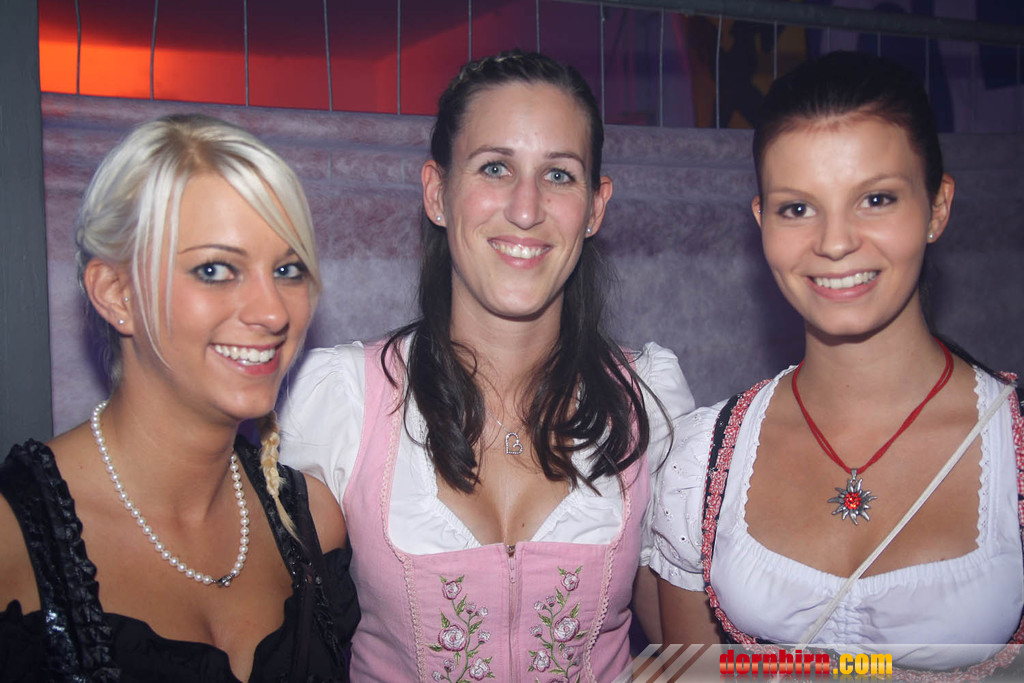 12068590.jpg