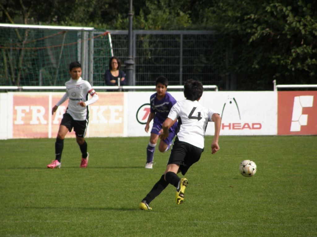 P9230010_JPG-1348399102