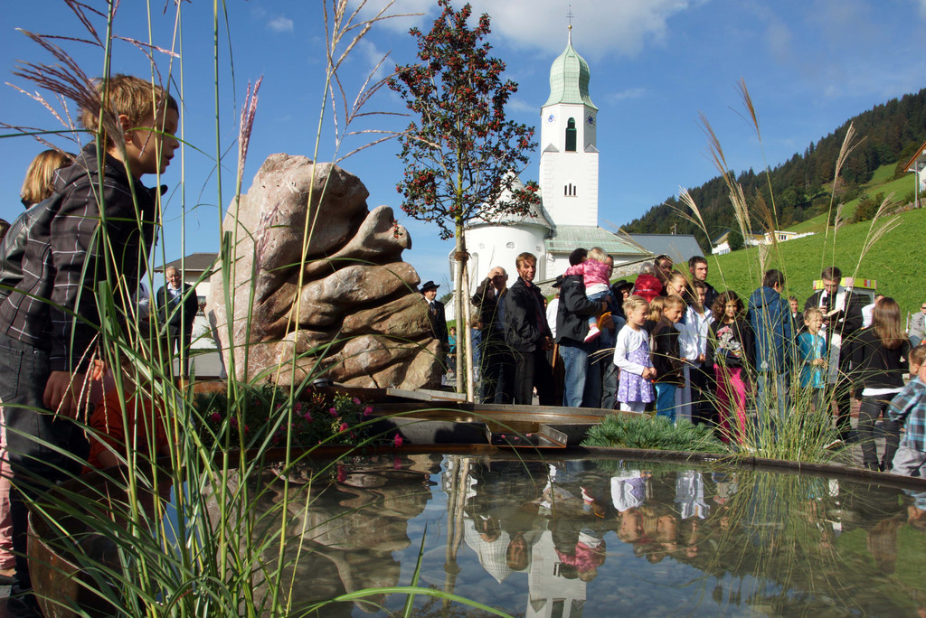 Dorfbrunnen Fontanella _2__JPG-1348407765