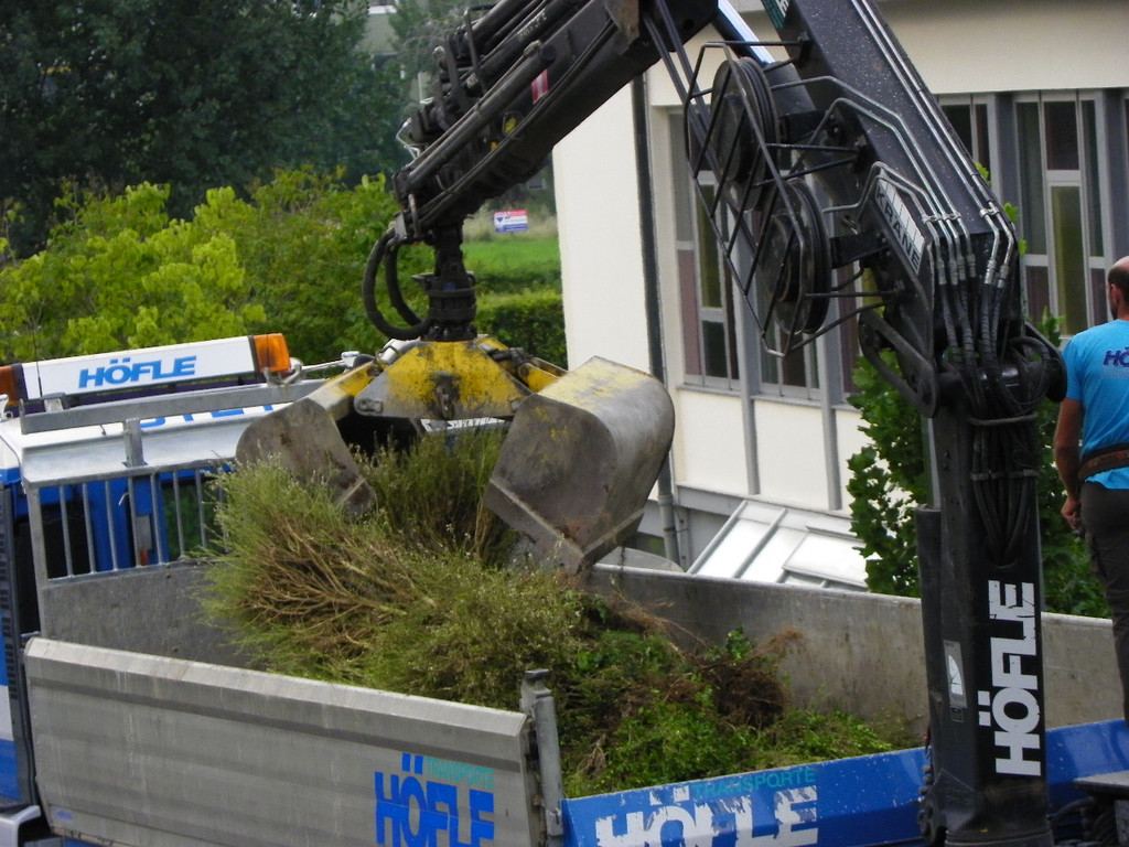 116_0792_JPG-1348434061