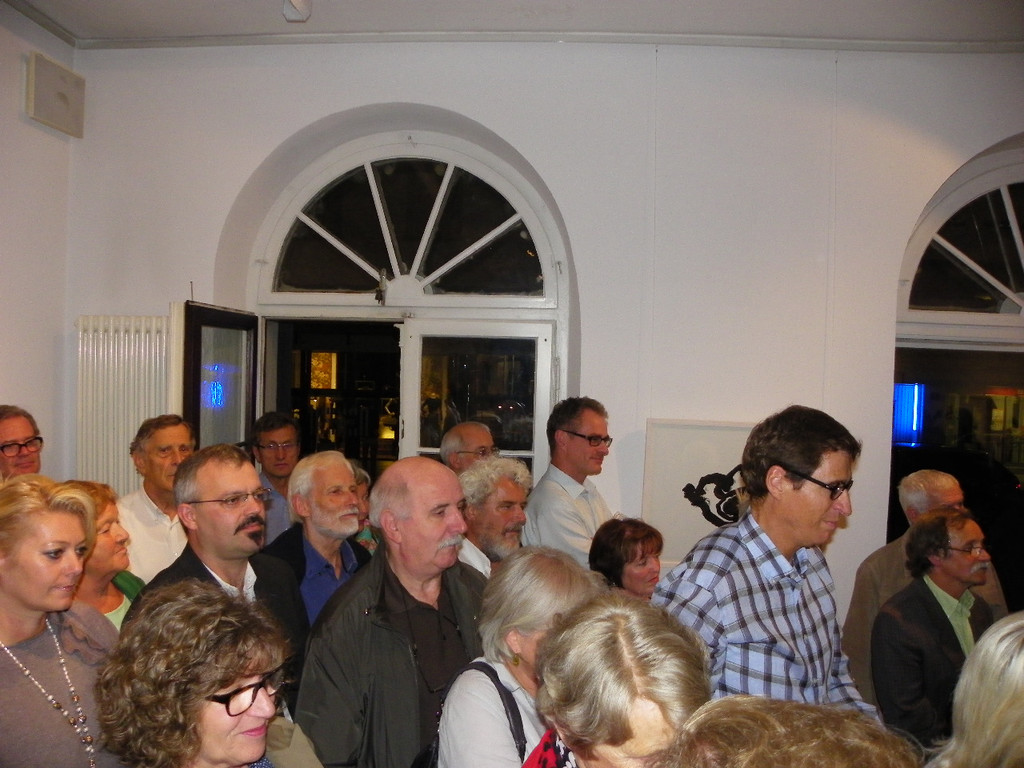 116_0945_JPG-1348434579