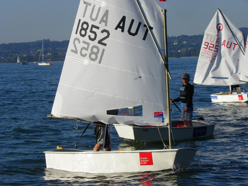 116_1405_JPG-1348435060