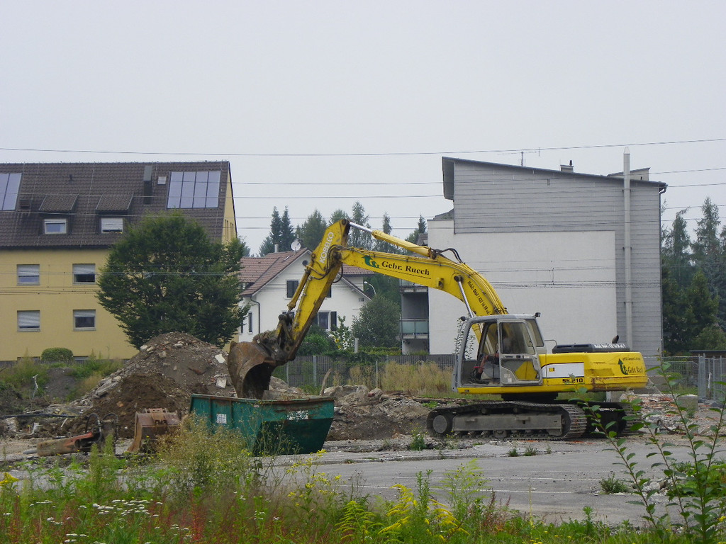 116_0802_JPG-1348436202