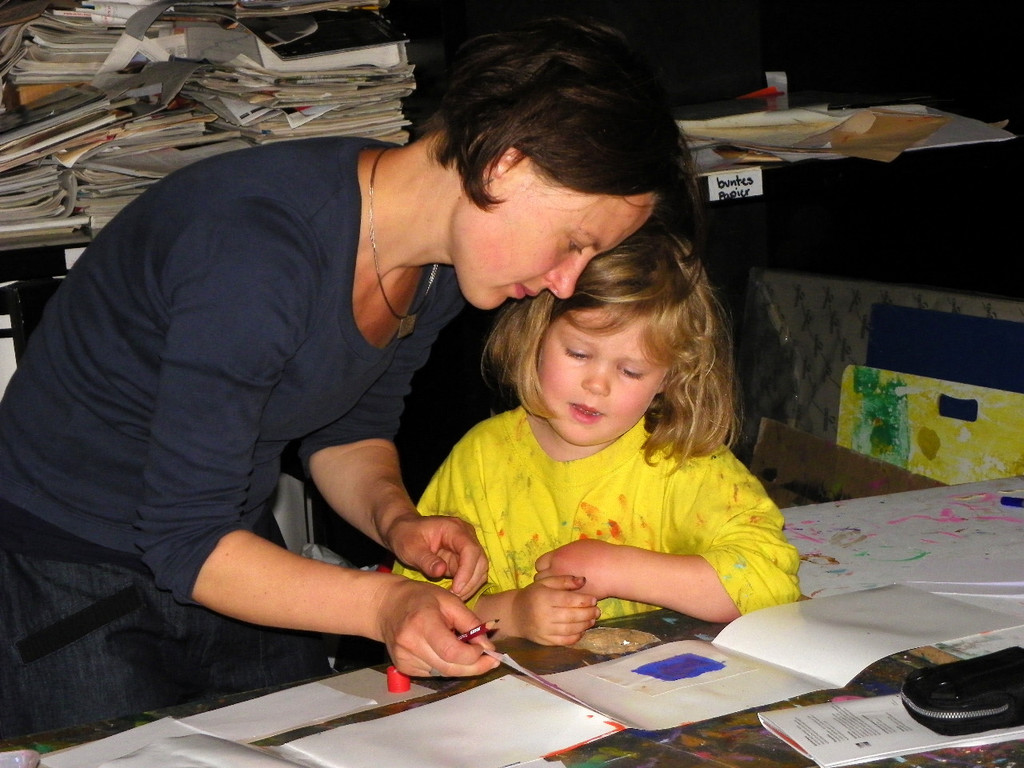 115_8953_JPG-1348436511