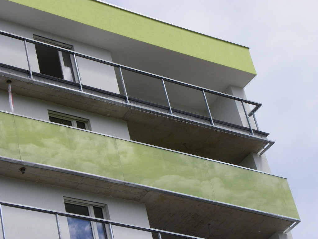 115_4688_JPG-1348436713