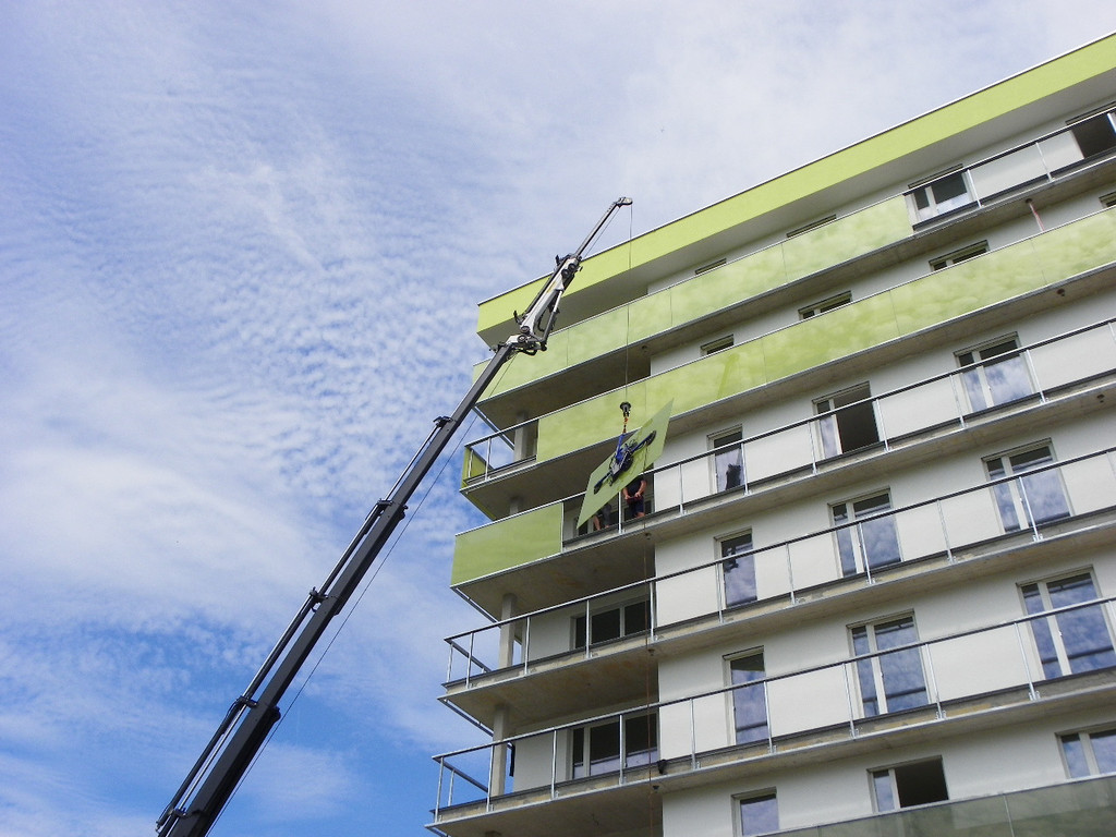 115_4696_JPG-1348436741