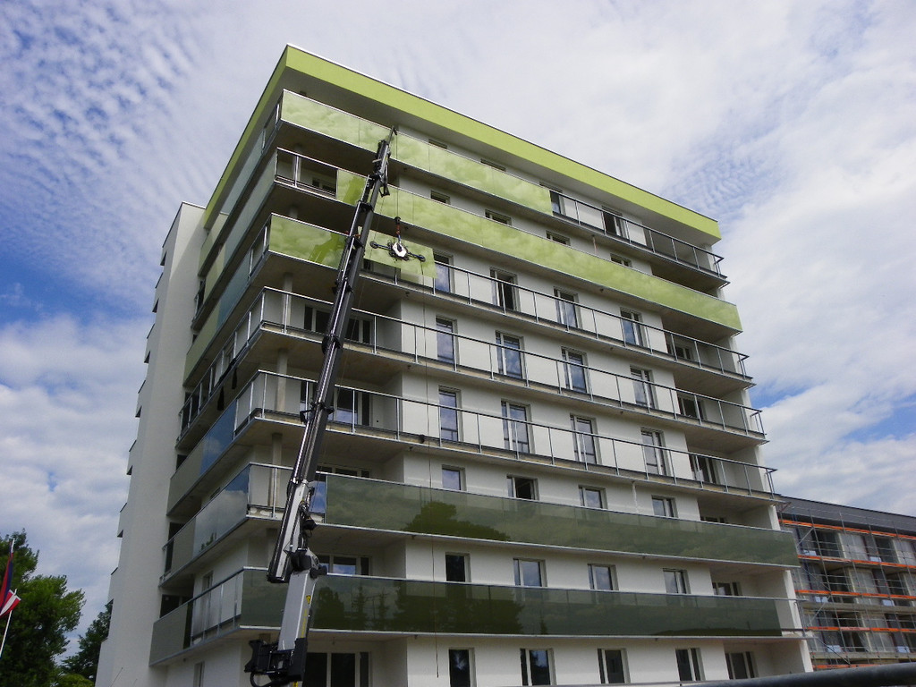 115_4701_JPG-1348436761