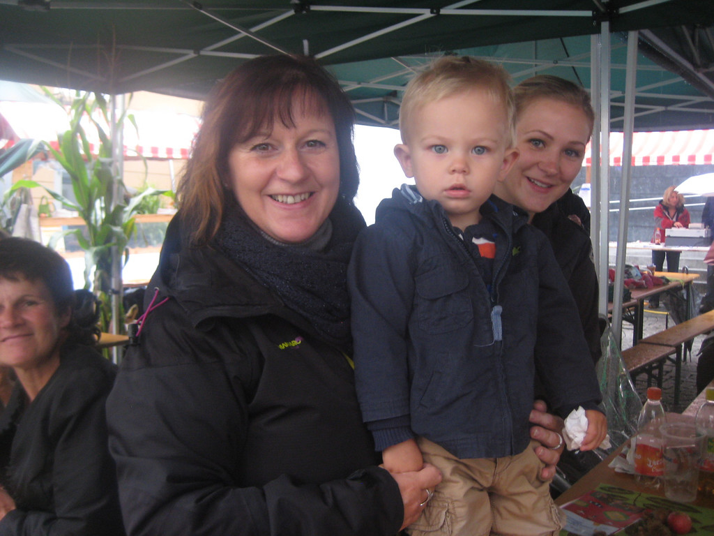 grilla_jpg 128_jpg-1348479454